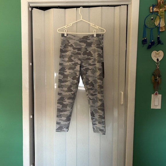 Women’s Kyodan Leggings - Size L NWT - Picture 7 of 8